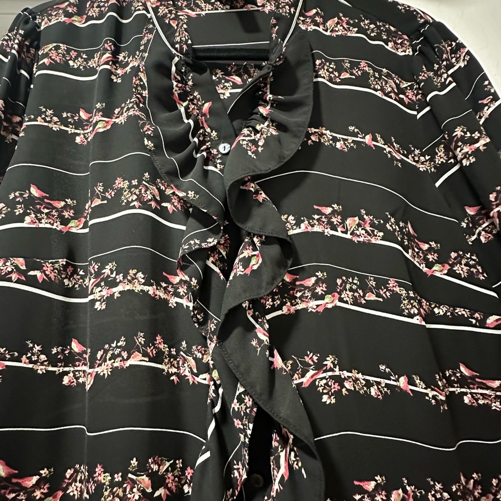 Worthington Ruffled Button Down Blouse - Picture 4 of 7